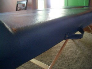 massage table